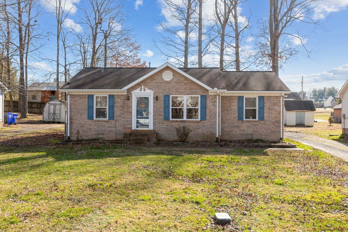 Property Photo:  304 Oakdale Drive  TN 37188 