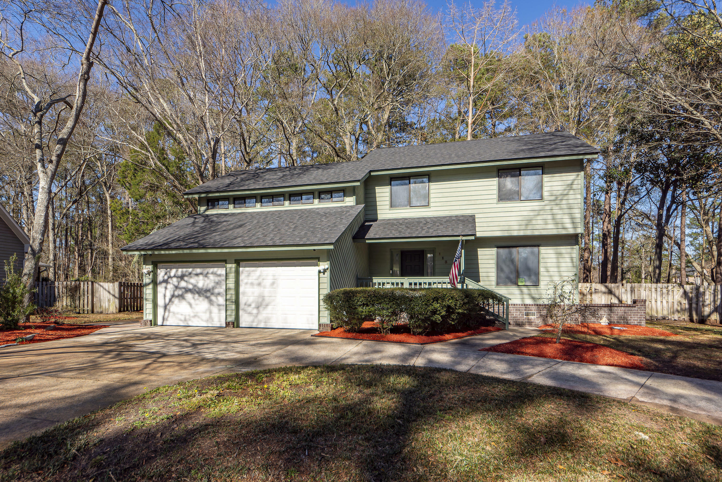 Property Photo:  113 Queensbury Circle  SC 29445 