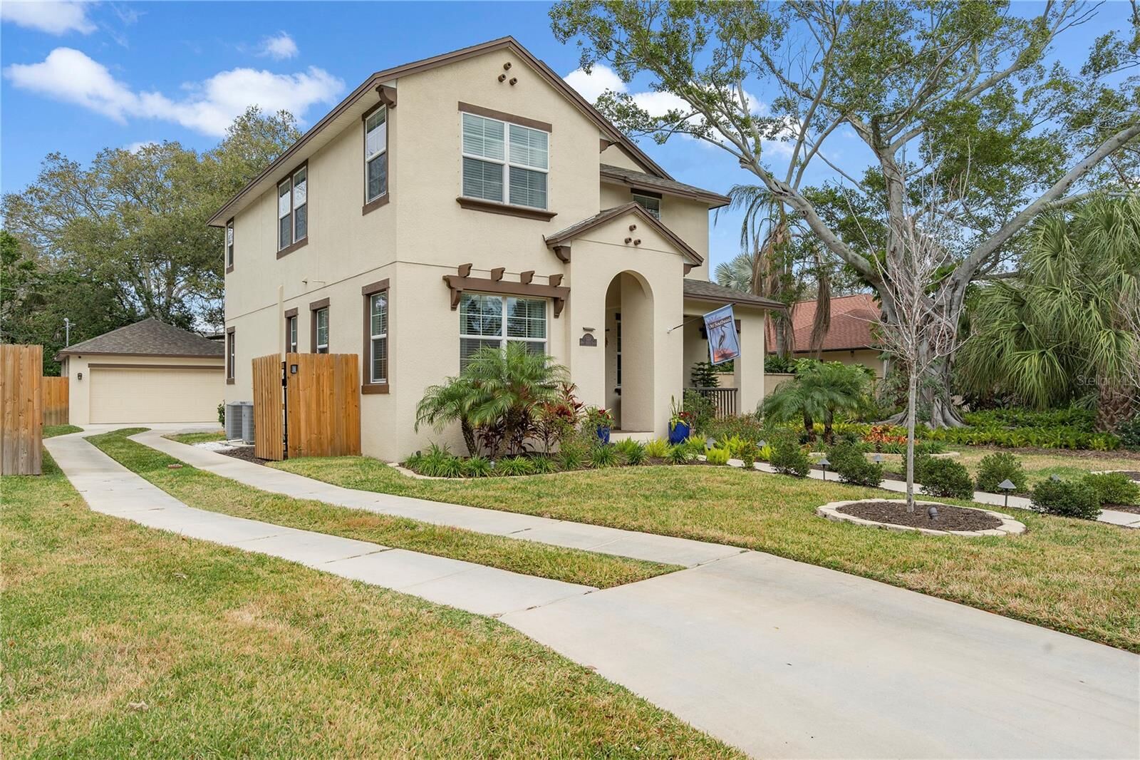 Property Photo:  129 24th Avenue S  FL 33705 