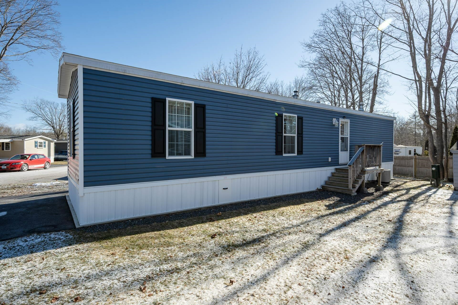 Property Photo:  15 Seabreeze Drive  NH 03862 