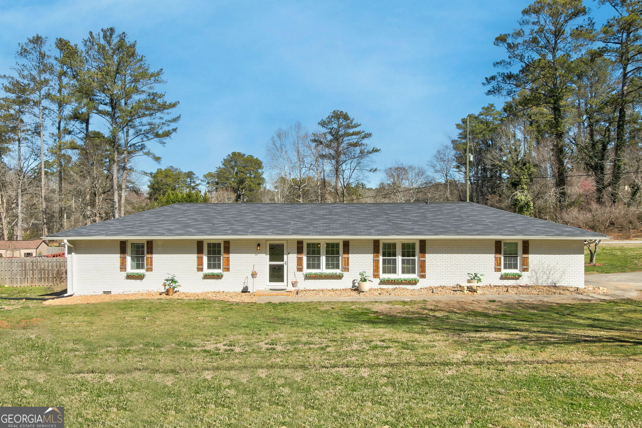 Property Photo:  705 Pinewood Drive NW  GA 30064 