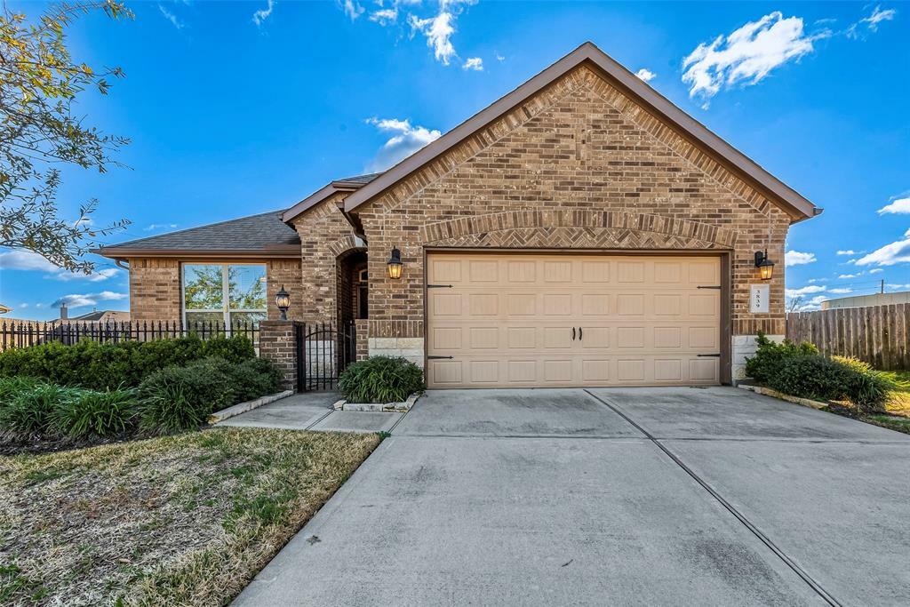 Property Photo:  3839 Keatings Lagoon Court  TX 77494 