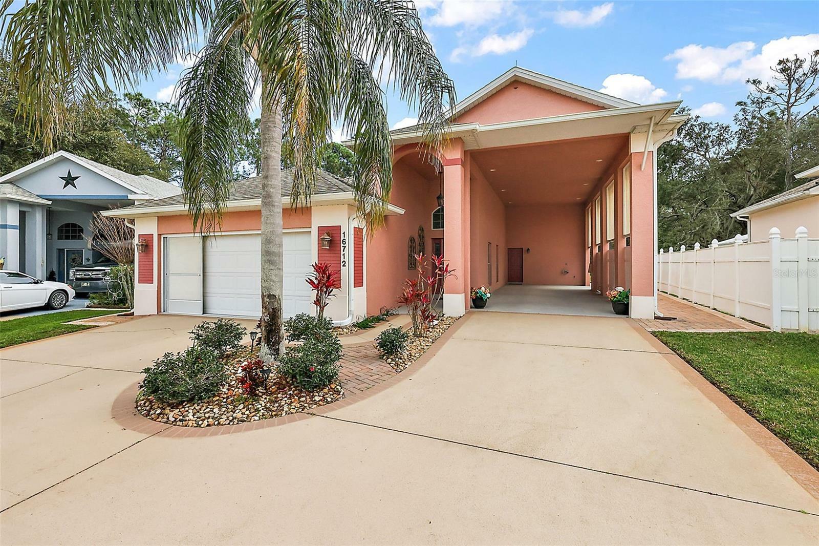 Property Photo:  16712 Culloden Court  FL 34714 