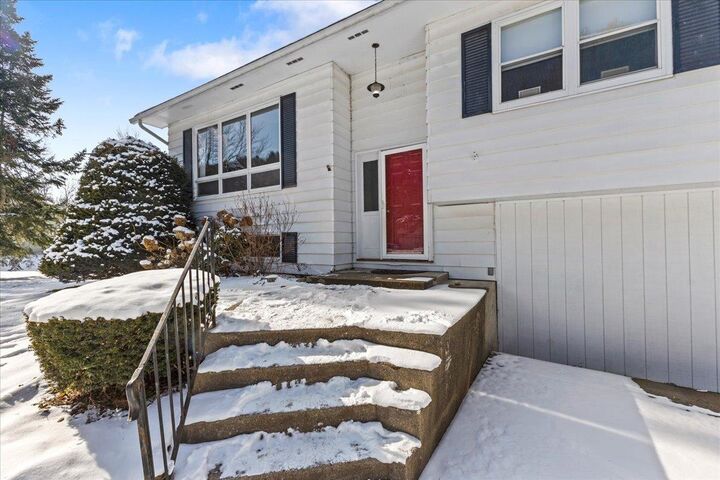Property Photo: 6 Griswold Street VT 05465