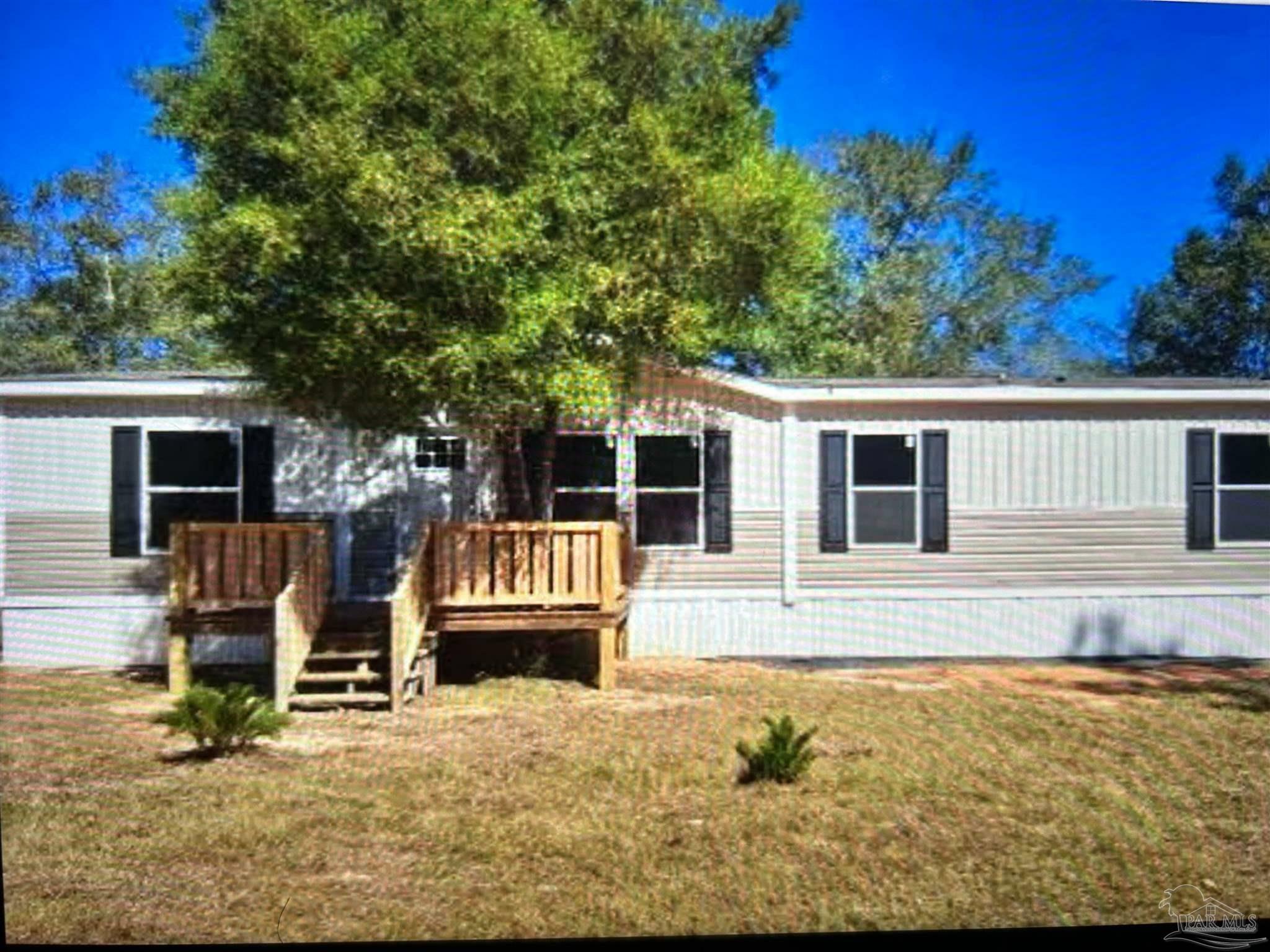 Property Photo: 9870 Indian Ford Rd FL 32570