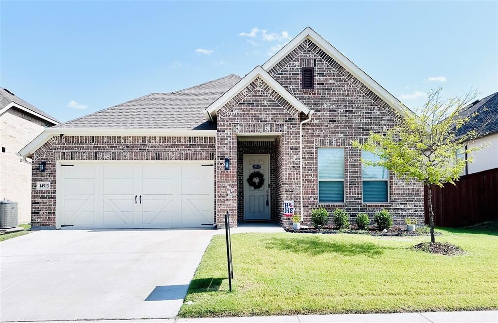 Property Photo:  14913 Nightmist Road  TX 76008 