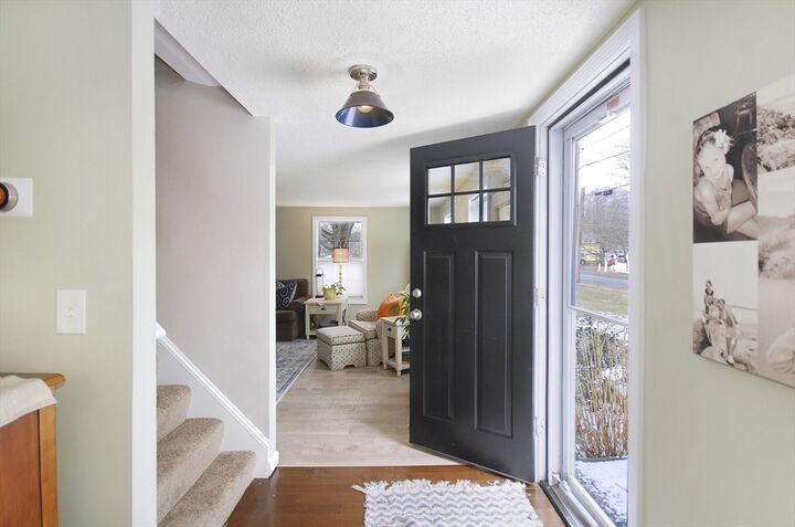 Property Photo:  29 Harwood Ave  MA 01460 