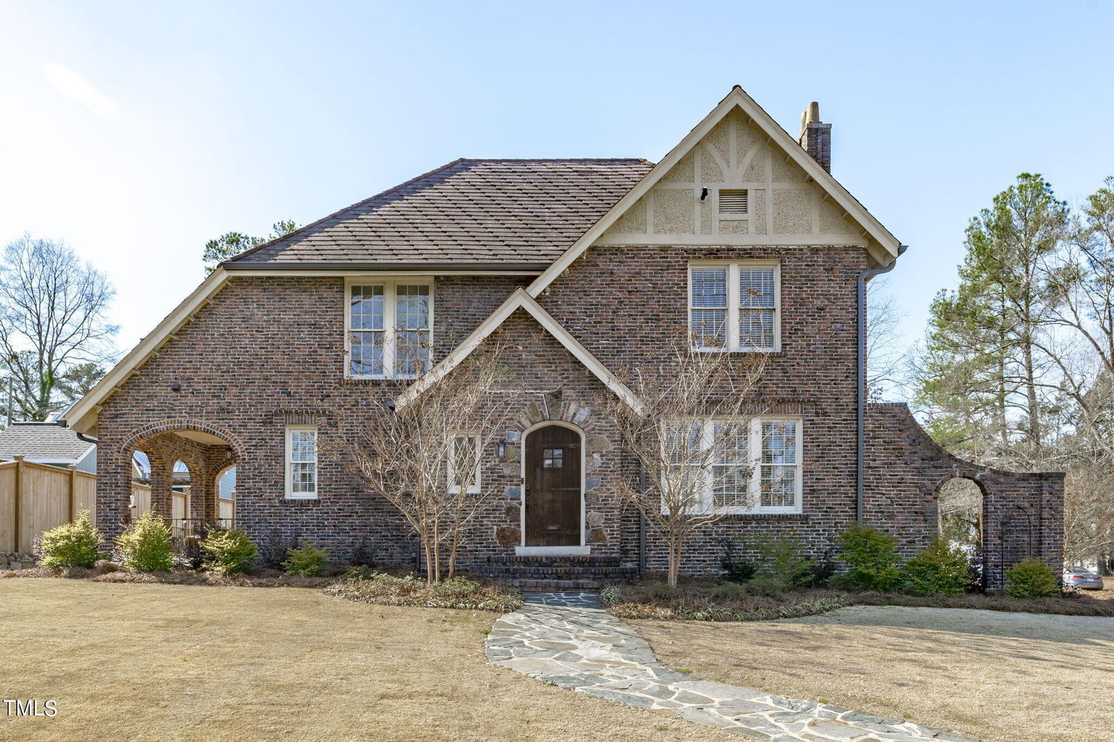 Property Photo: 1435 Acadia Street NC 27701