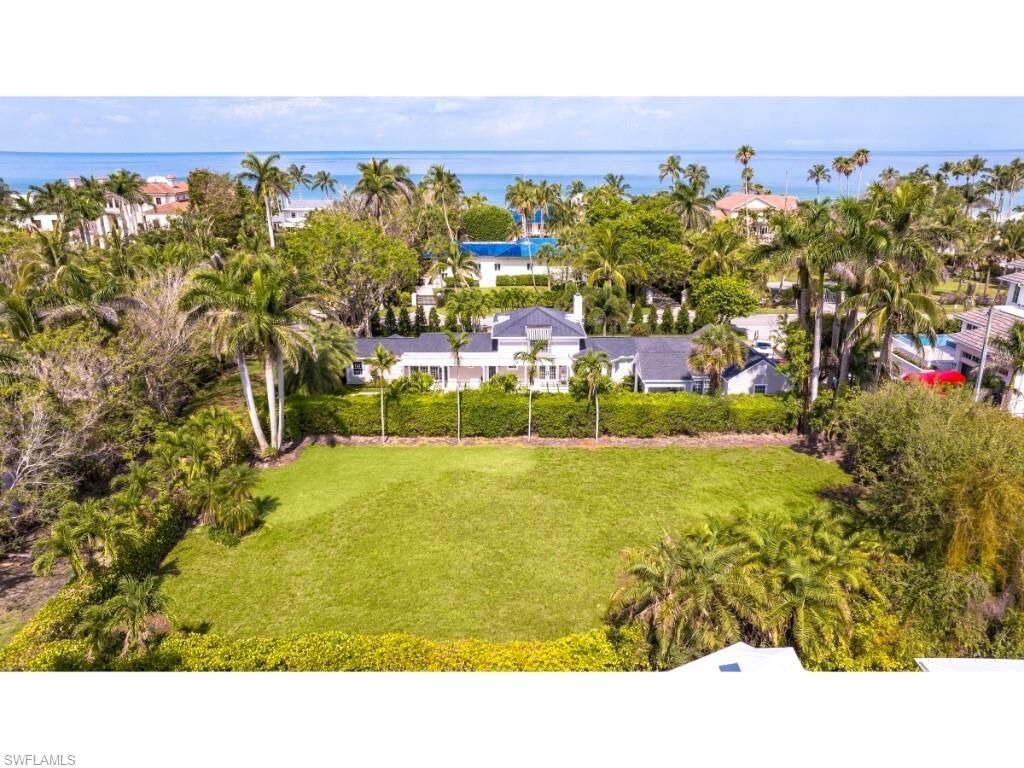 Property Photo:  130 Shell Aly  FL 34102 