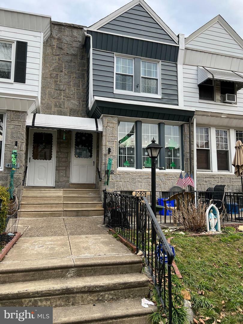 Property Photo:  4125 Barnett Street  PA 19135 