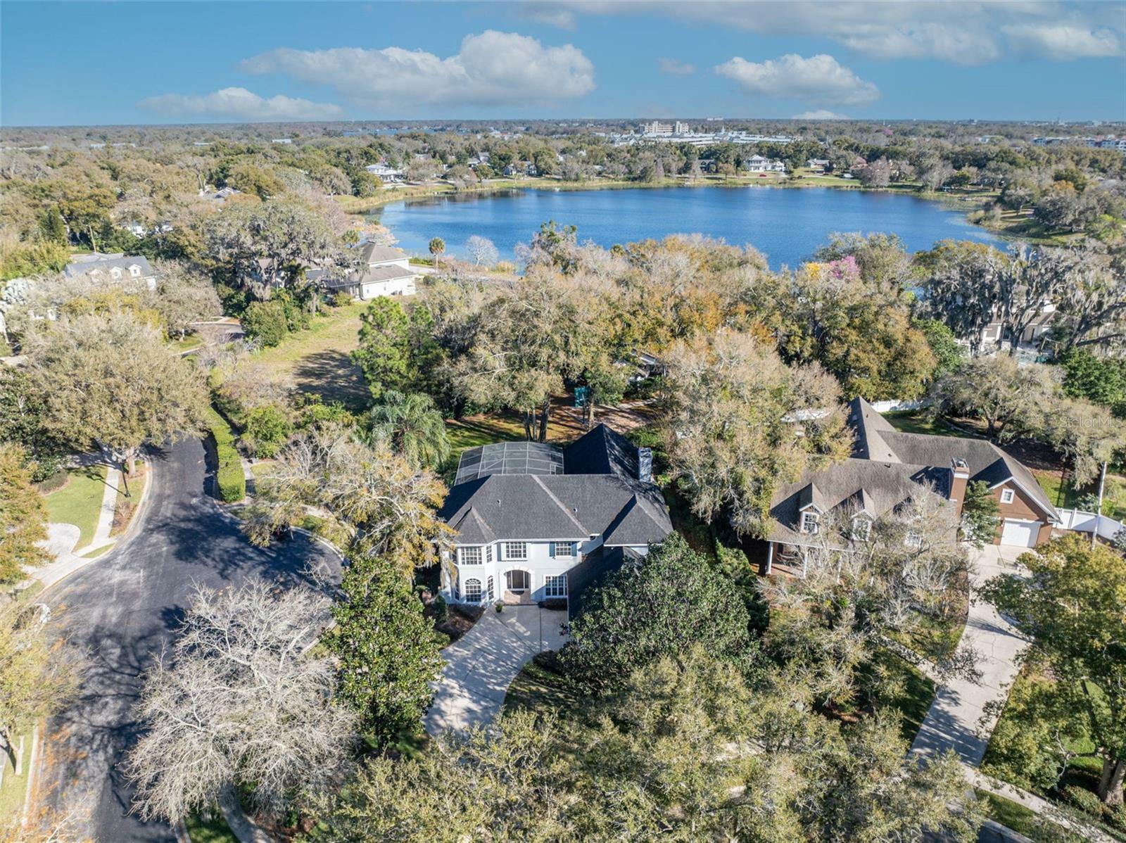 Property Photo: 865 Cranes Court FL 32751