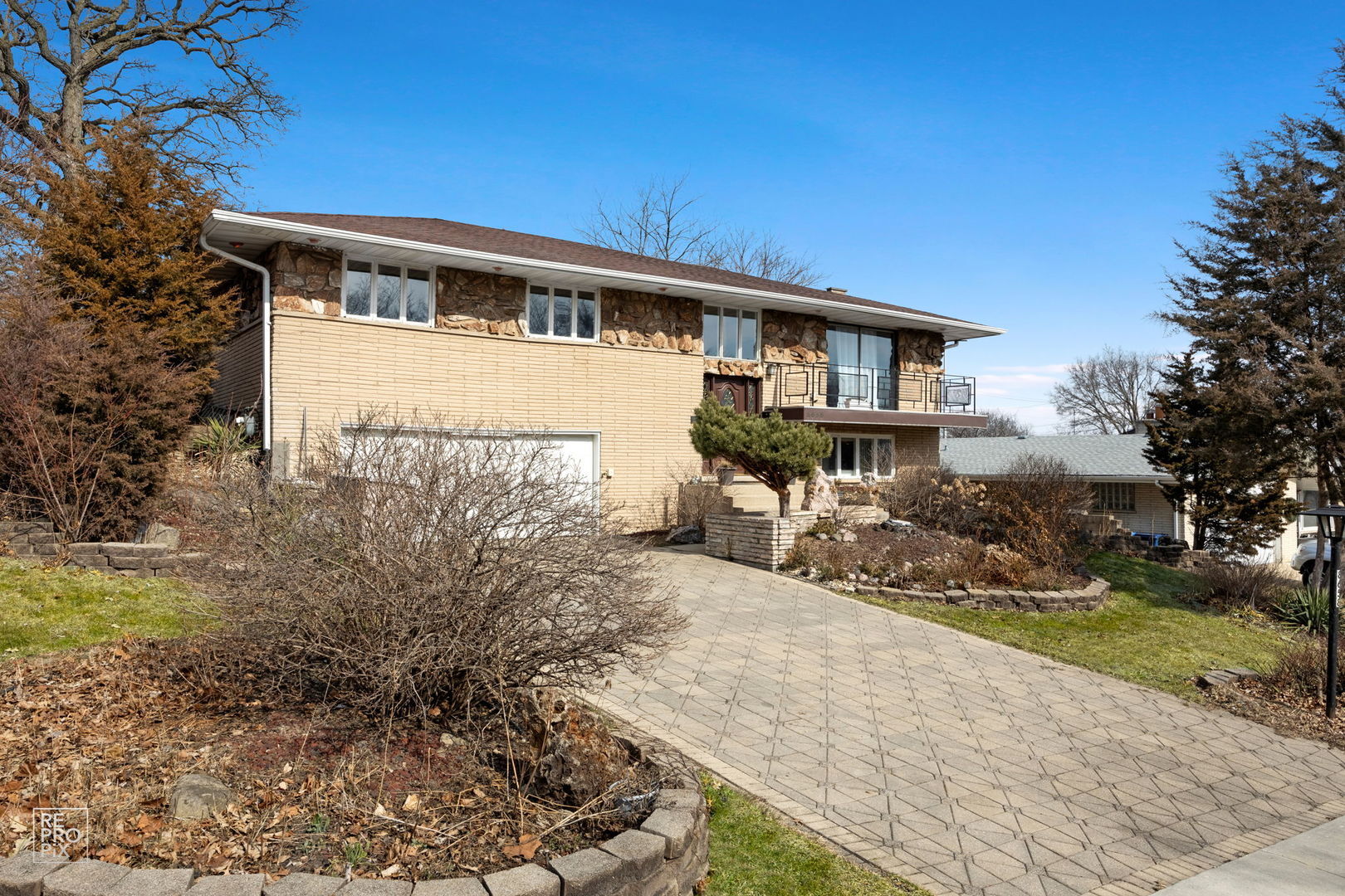 Property Photo:  8658 Orchard Drive  IL 60457 