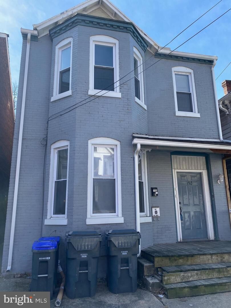 Property Photo: 192 S 2nd Street PA 17113