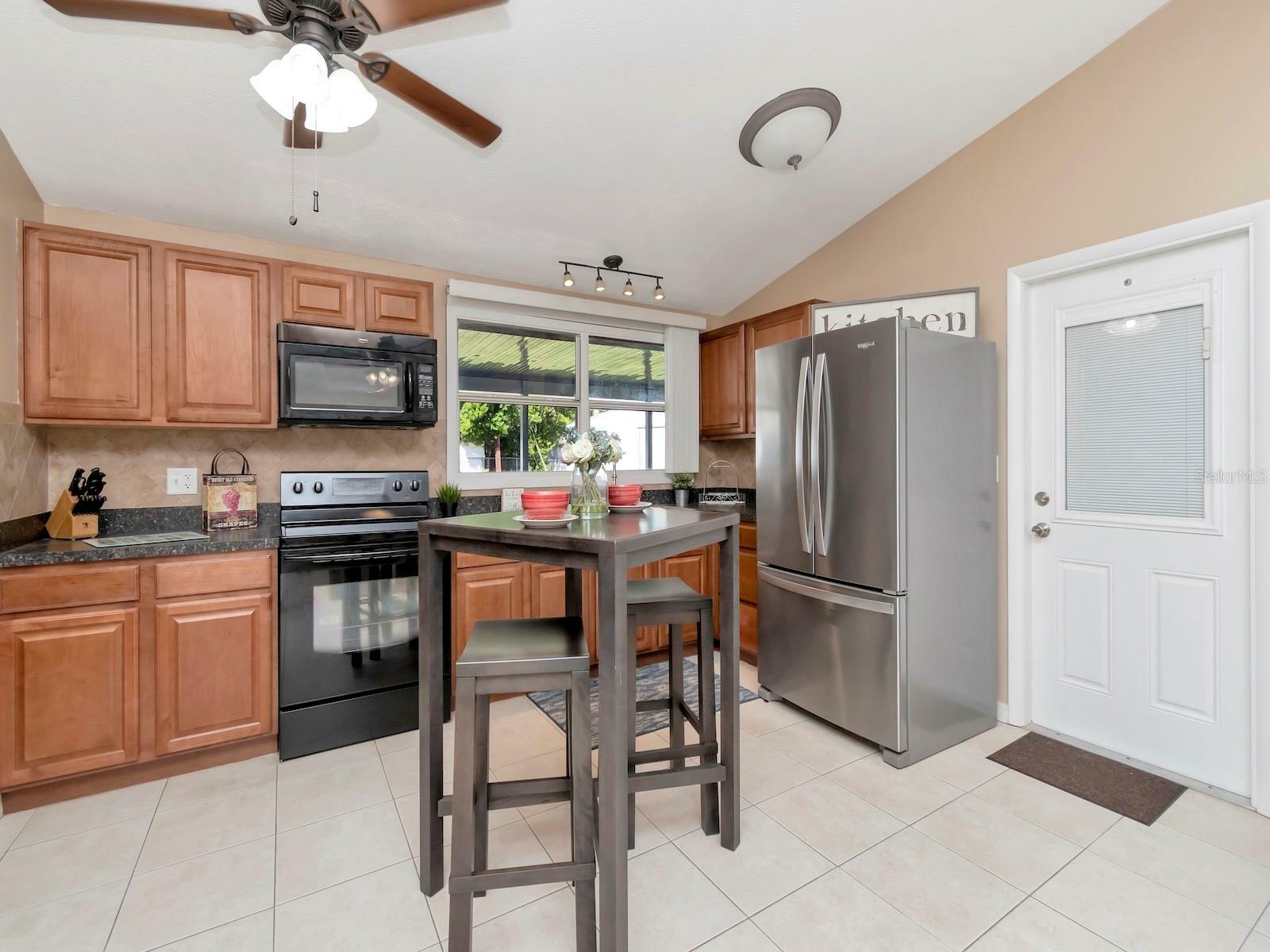 Property Photo:  2707 San Marco Place  FL 33619 