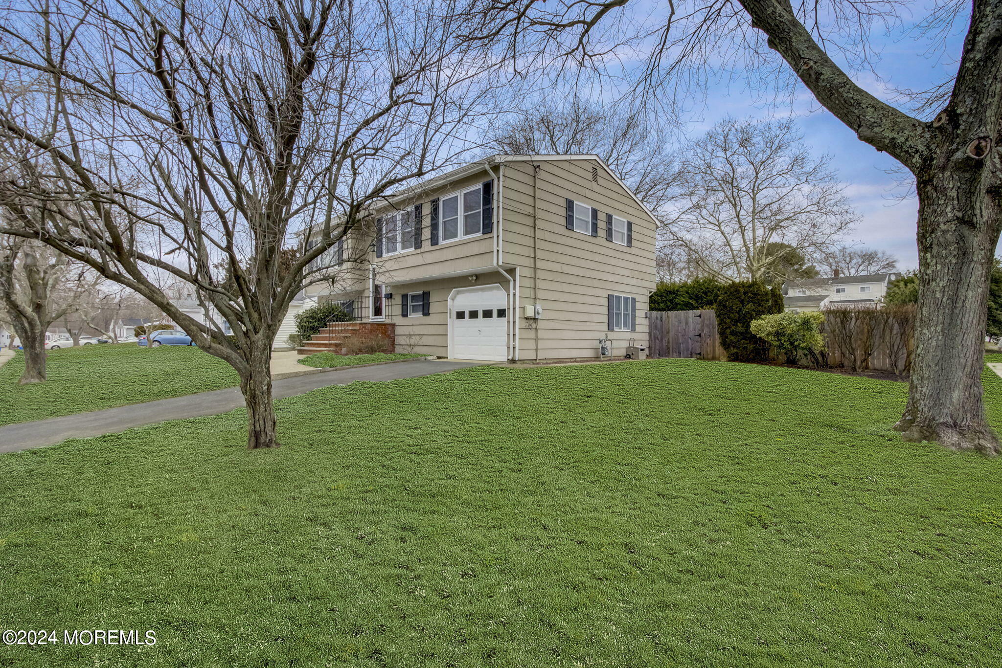 Property Photo:  2 Fairview Drive  NJ 07748 