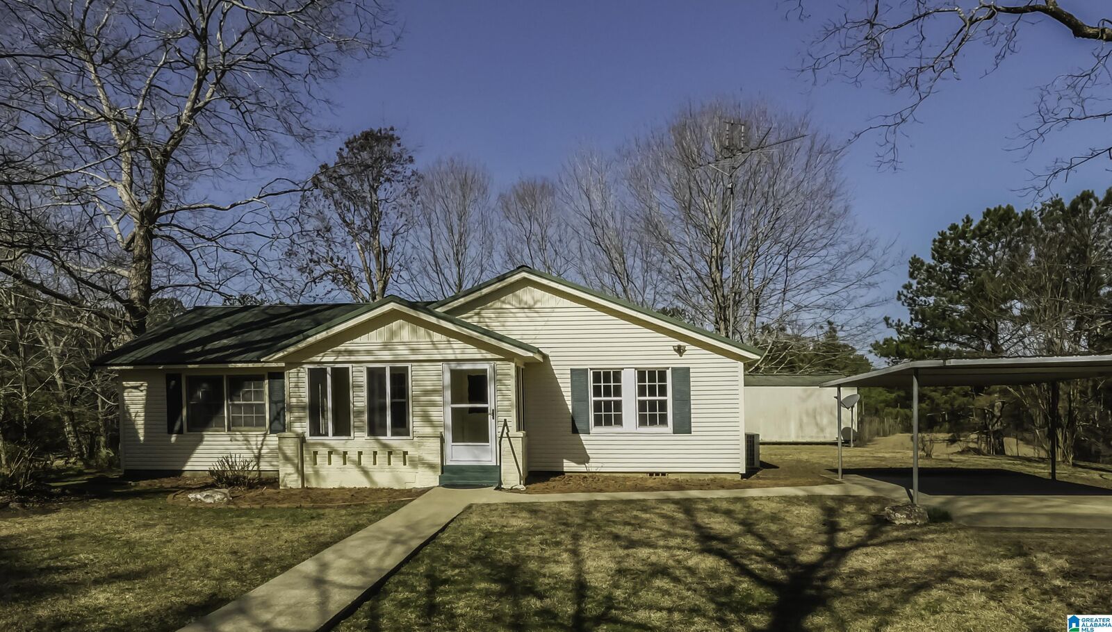 Property Photo: 735 County Road 80 AL 36269