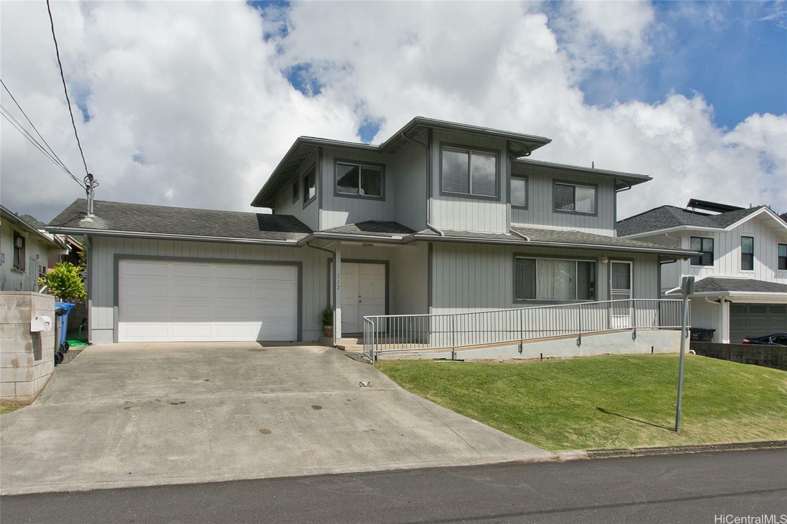 Property Photo:  712 Kauai Street  HI 96817 