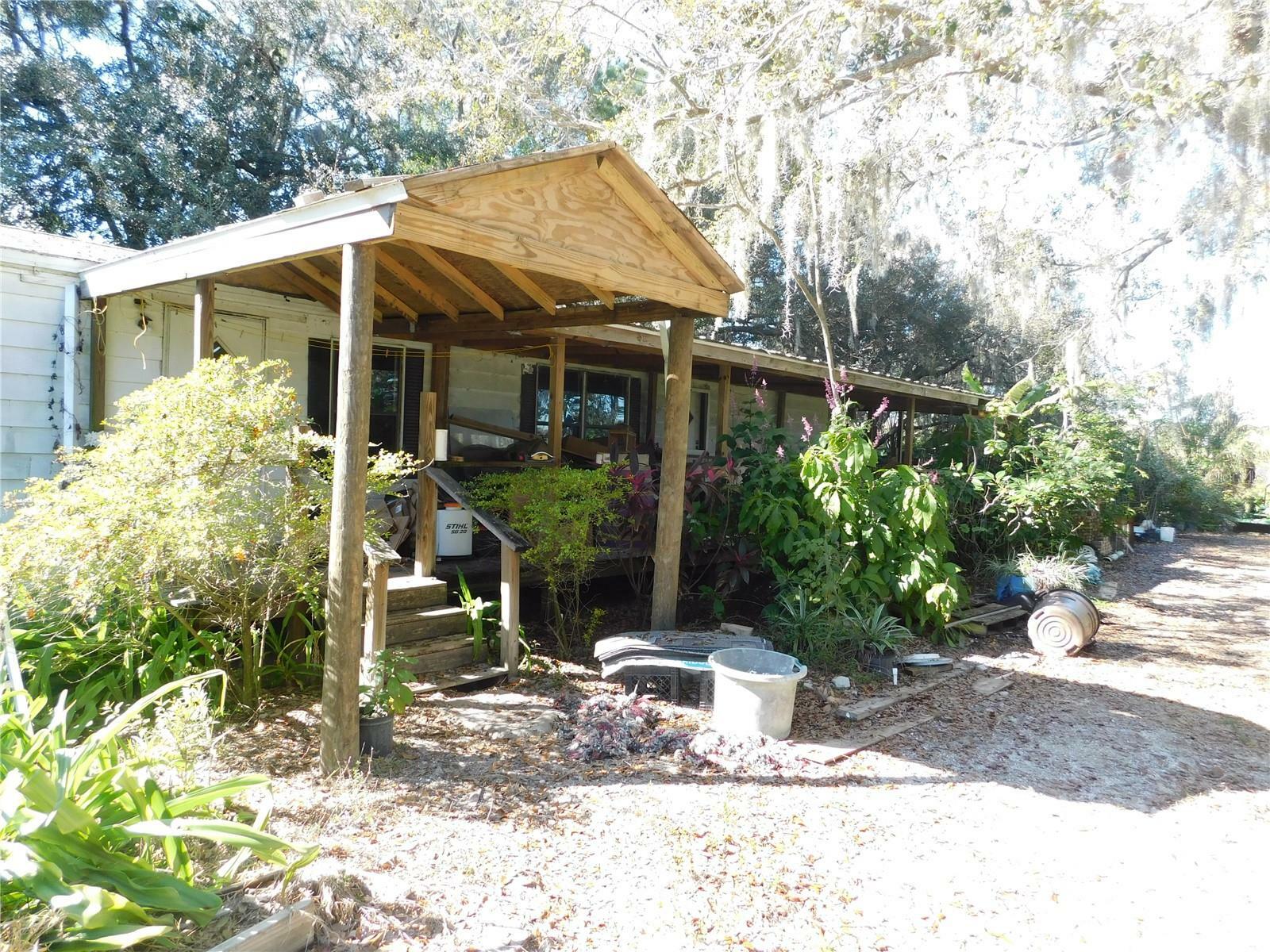 Property Photo:  10221 Frierson Lake Drive  FL 34669 