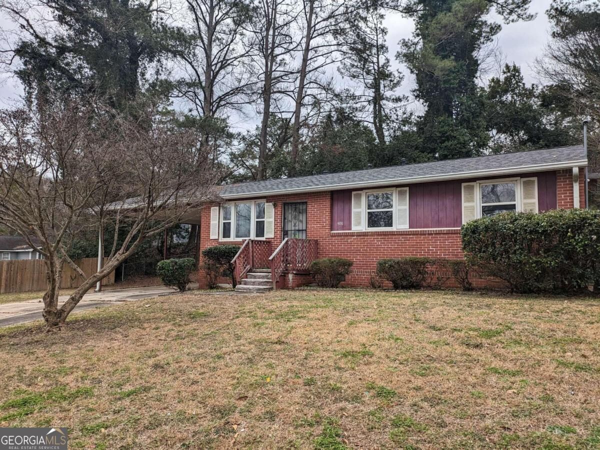 Property Photo: 970 Fairburn Road NW GA 30331