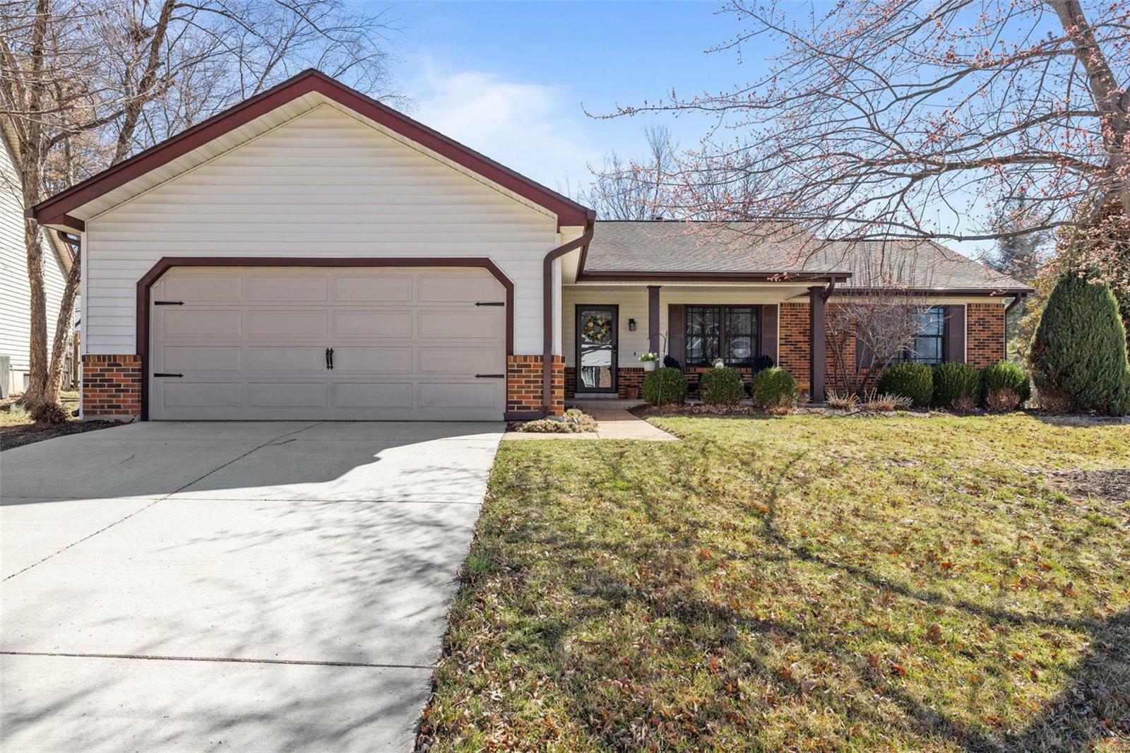 Property Photo:  828 Westbrooke Meadows Court  MO 63021 