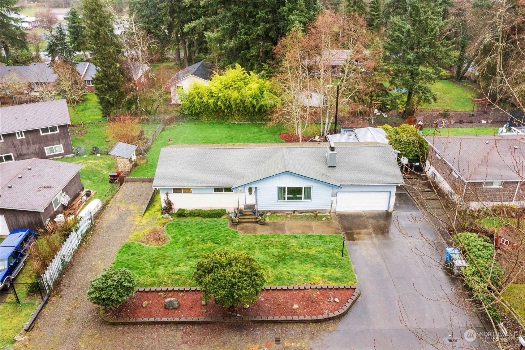 Property Photo:  1209 122nd Street E  WA 98445 