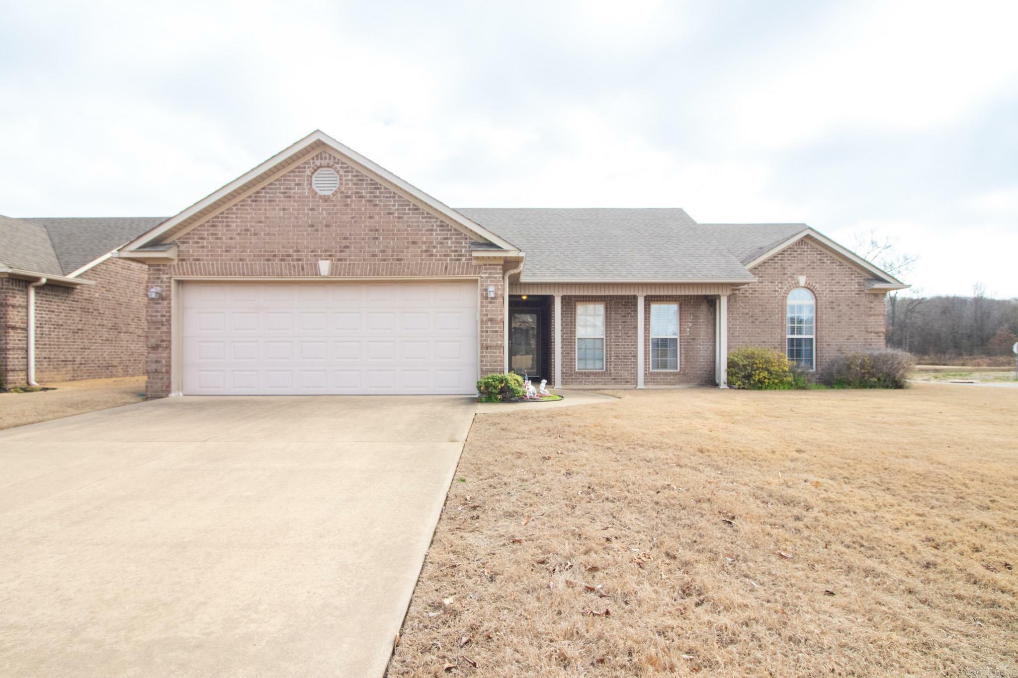 Property Photo:  408 Copperstone  AR 72404 