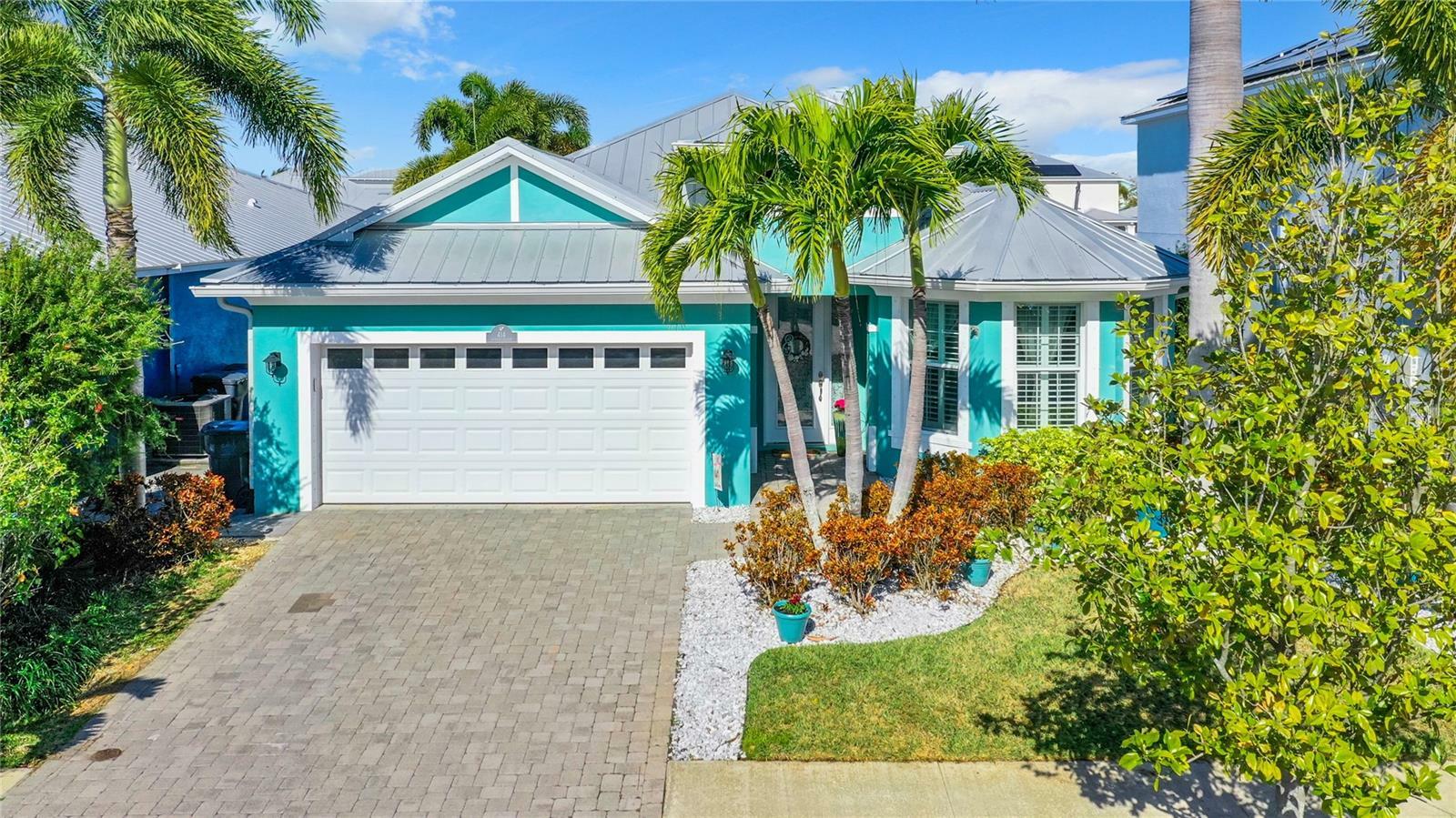 Property Photo:  414 Bahama Grande Boulevard  FL 33572 