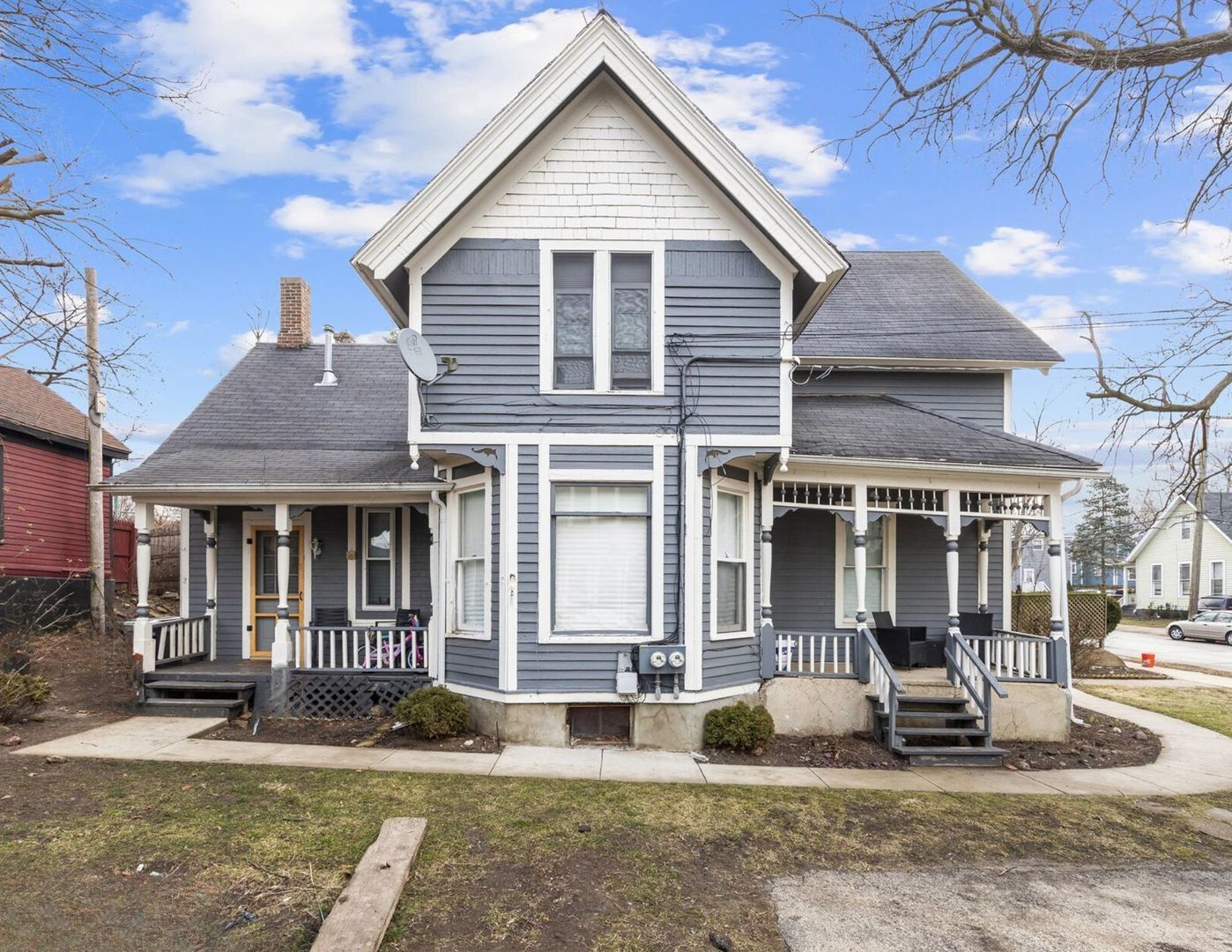 Property Photo:  318 North Street  IL 60120 