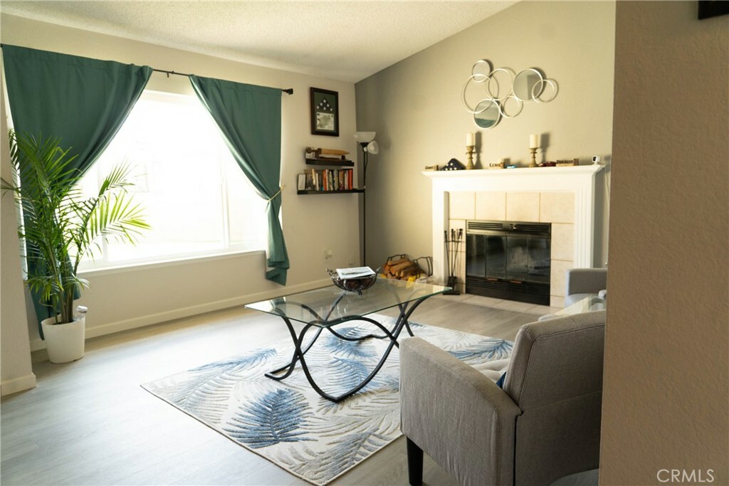 Property Photo:  3317 Dale Court  CA 93560 