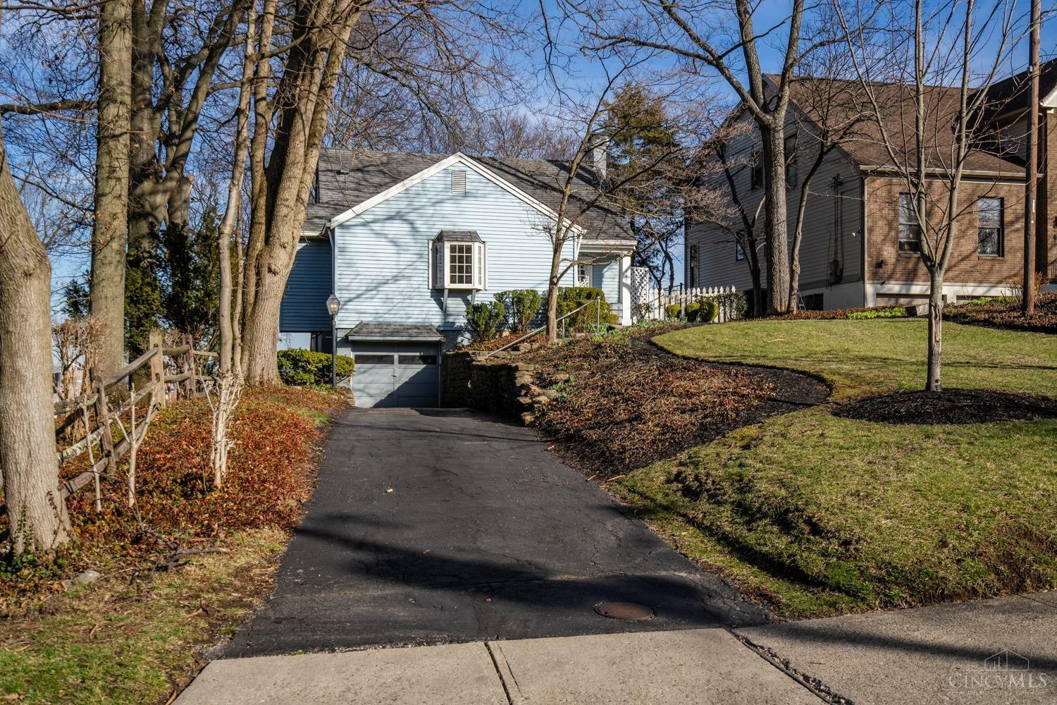 Property Photo: 420 Grand Avenue OH 45205