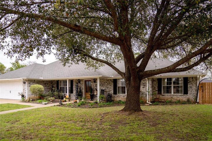 1312 Mary Lee Lane  Crockett TX 75835 photo