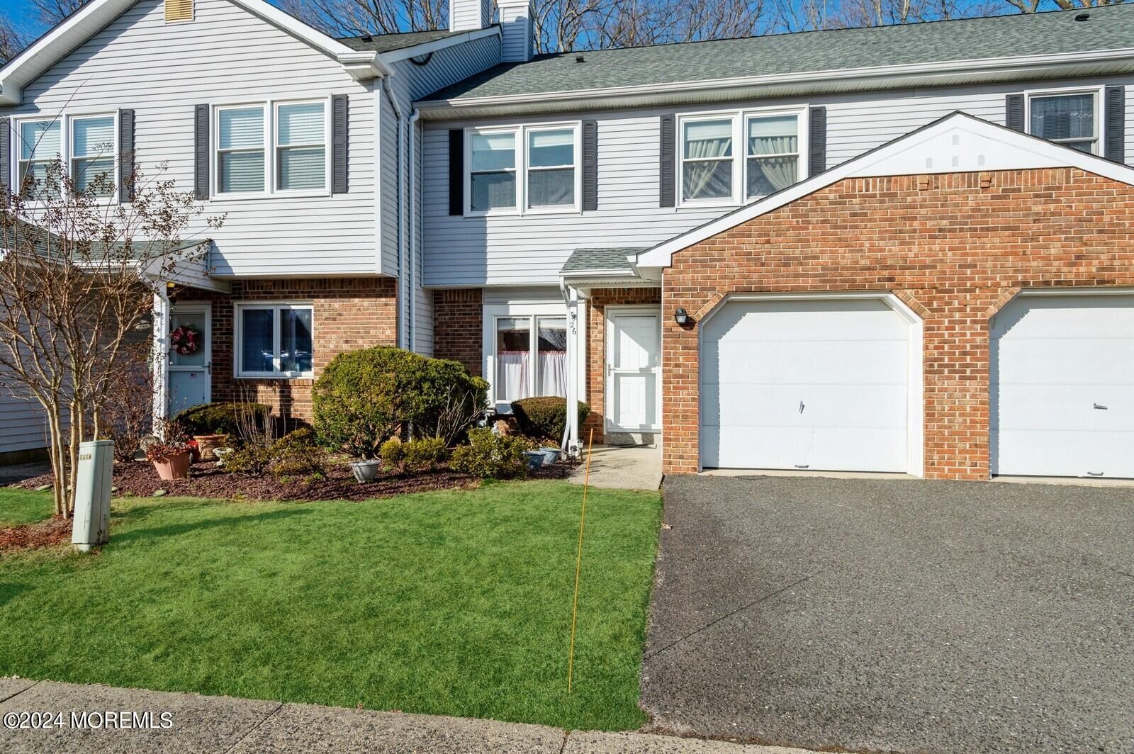 Property Photo:  26 Rose Manor Court  NJ 08723 