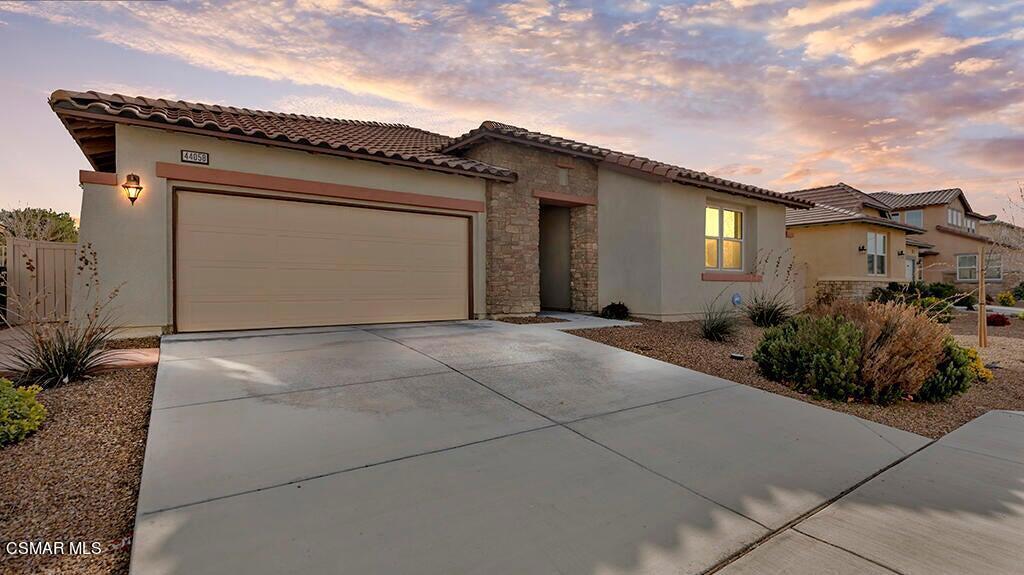 Property Photo:  44058 Coral Drive  CA 93536 
