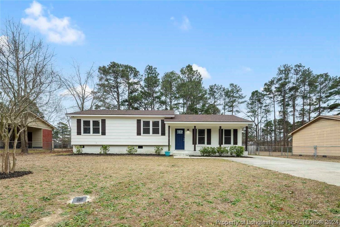 Property Photo:  6327 Worthington Drive  NC 28304 