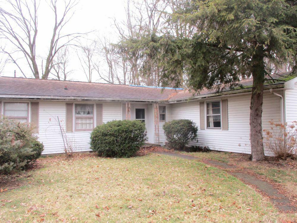 Property Photo:  416 E Hoffman Street  MI 49093 