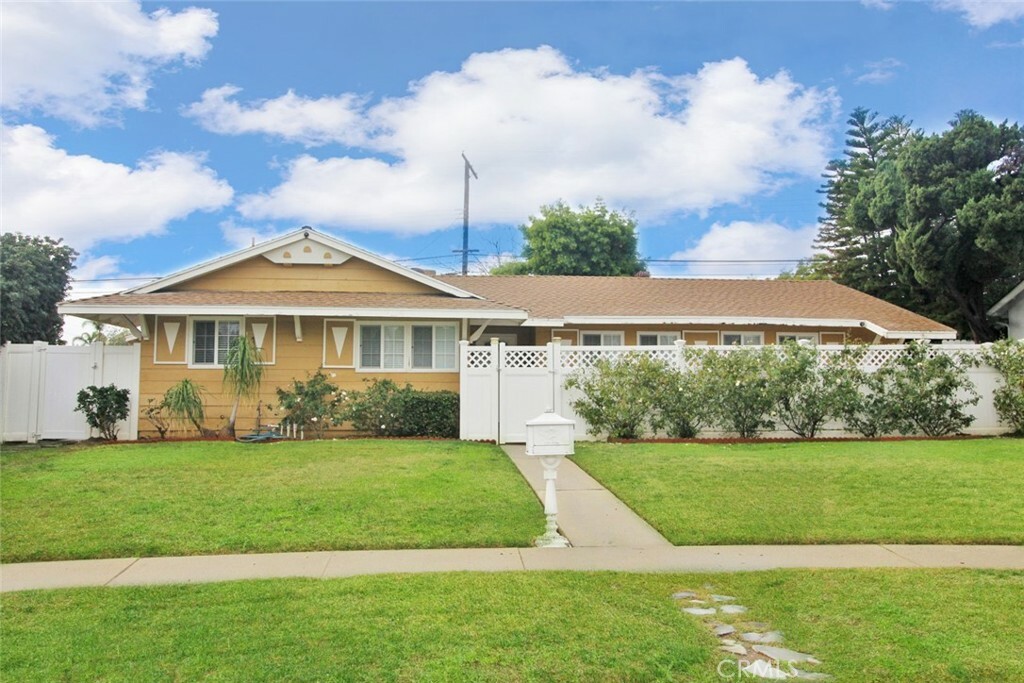 Property Photo:  9933 Delco Avenue  CA 91311 