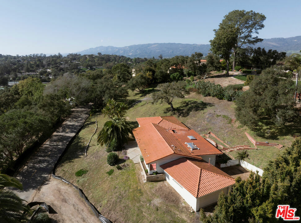 Property Photo:  1060 Monte Drive  CA 93110 