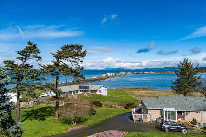 Property Photo:  2382 Happy Lane  WA 98277 