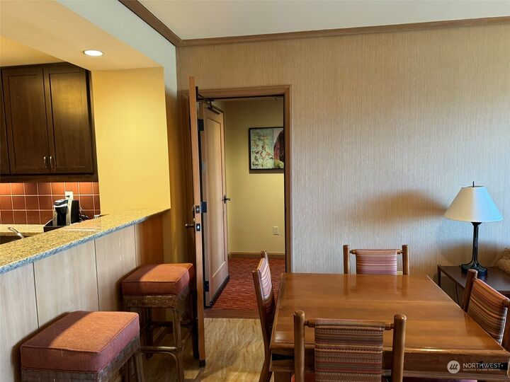 Property Photo: 3600 Suncadia Trail 2039 WA 98922