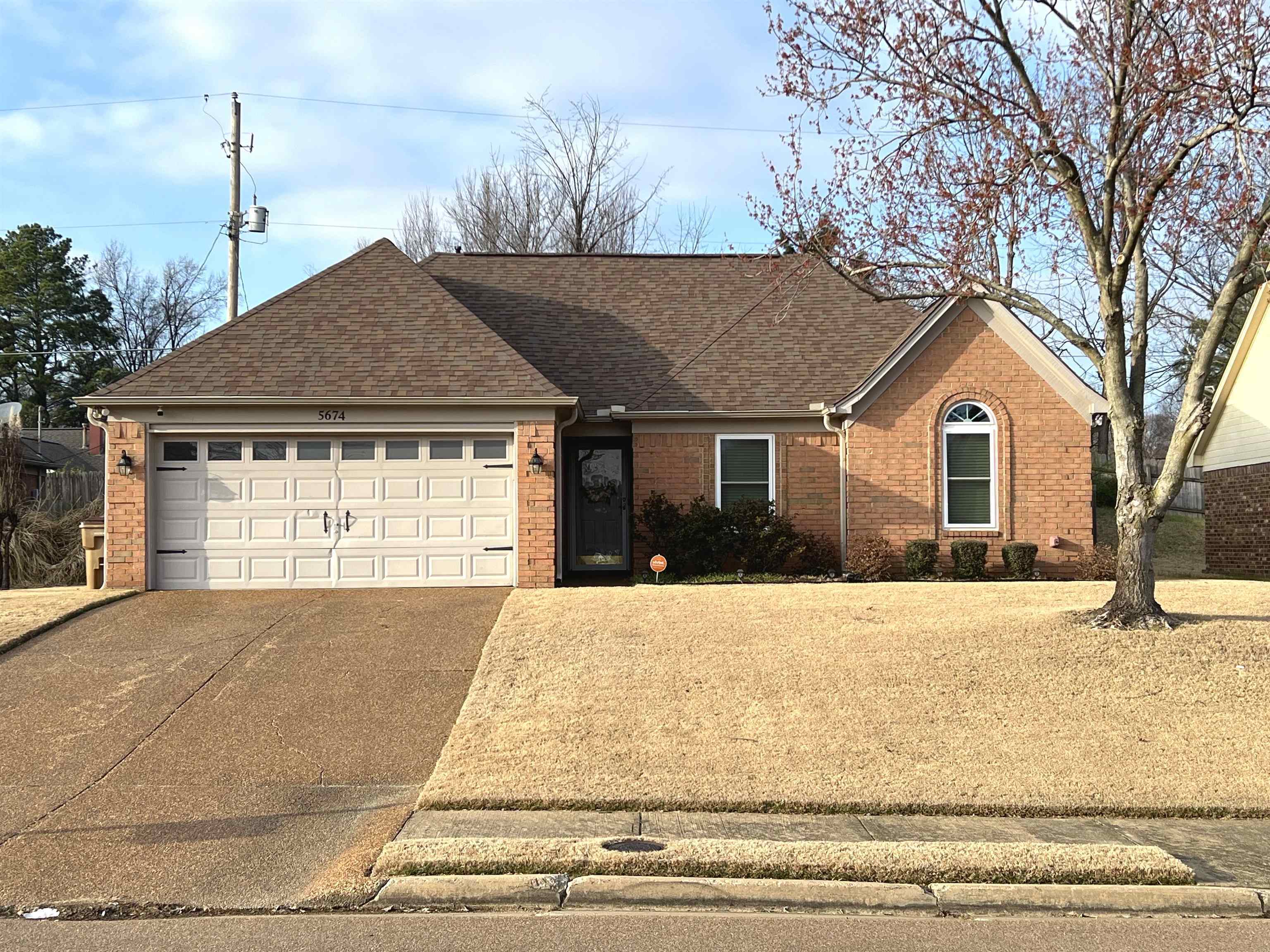 Property Photo:  5674 Pecan Trace Dr  TN 38135 