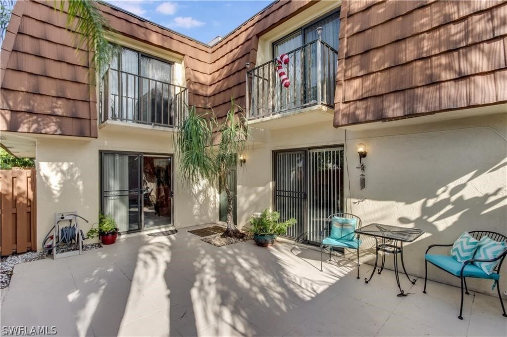 Property Photo:  5243 Cedarbend Drive 4  FL 33919 