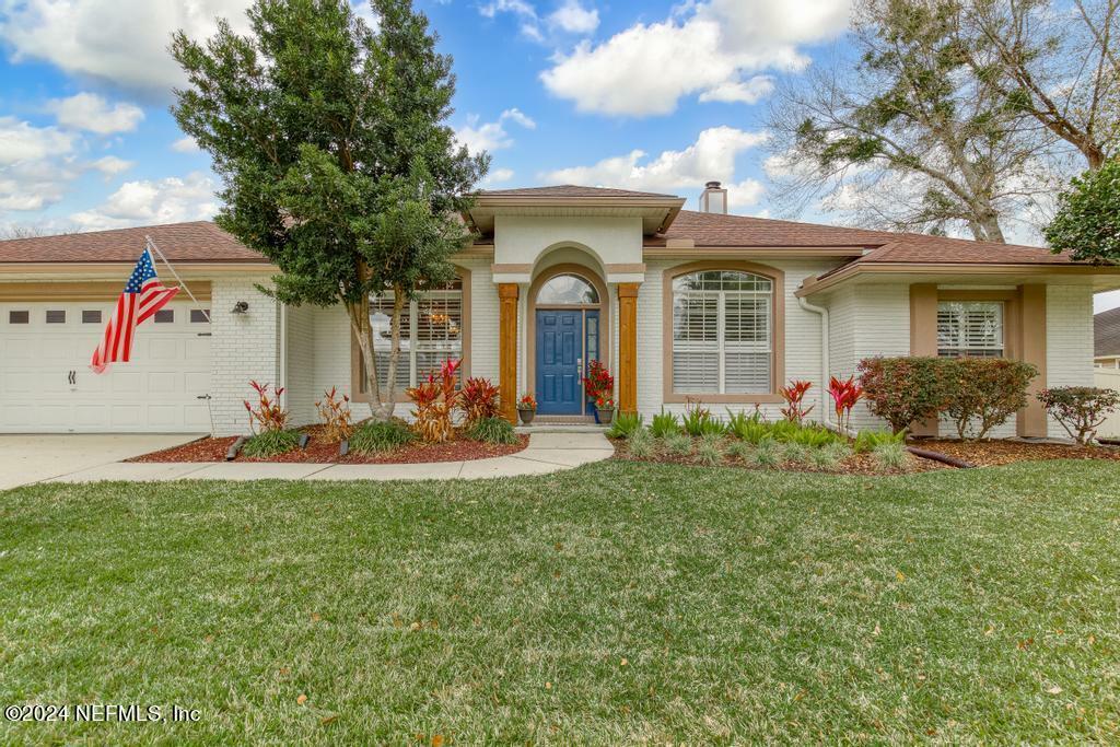 Property Photo:  5557 Alden Bridge Drive  FL 32258 