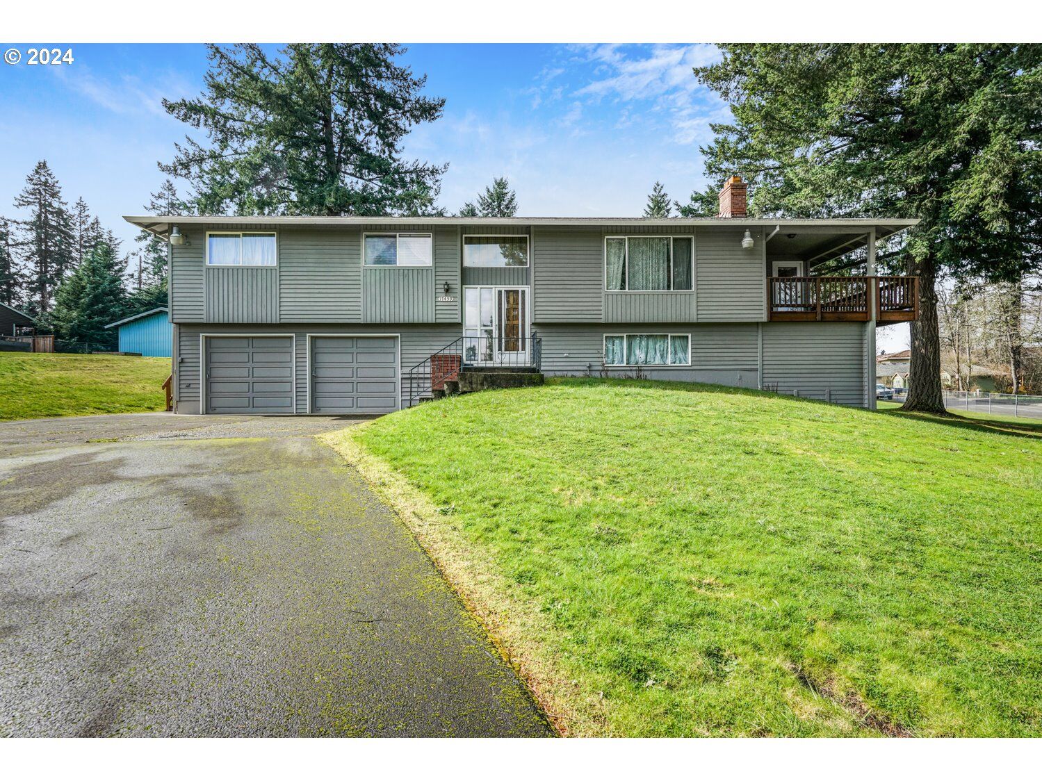 Property Photo:  17459 Harriet Ave  OR 97045 