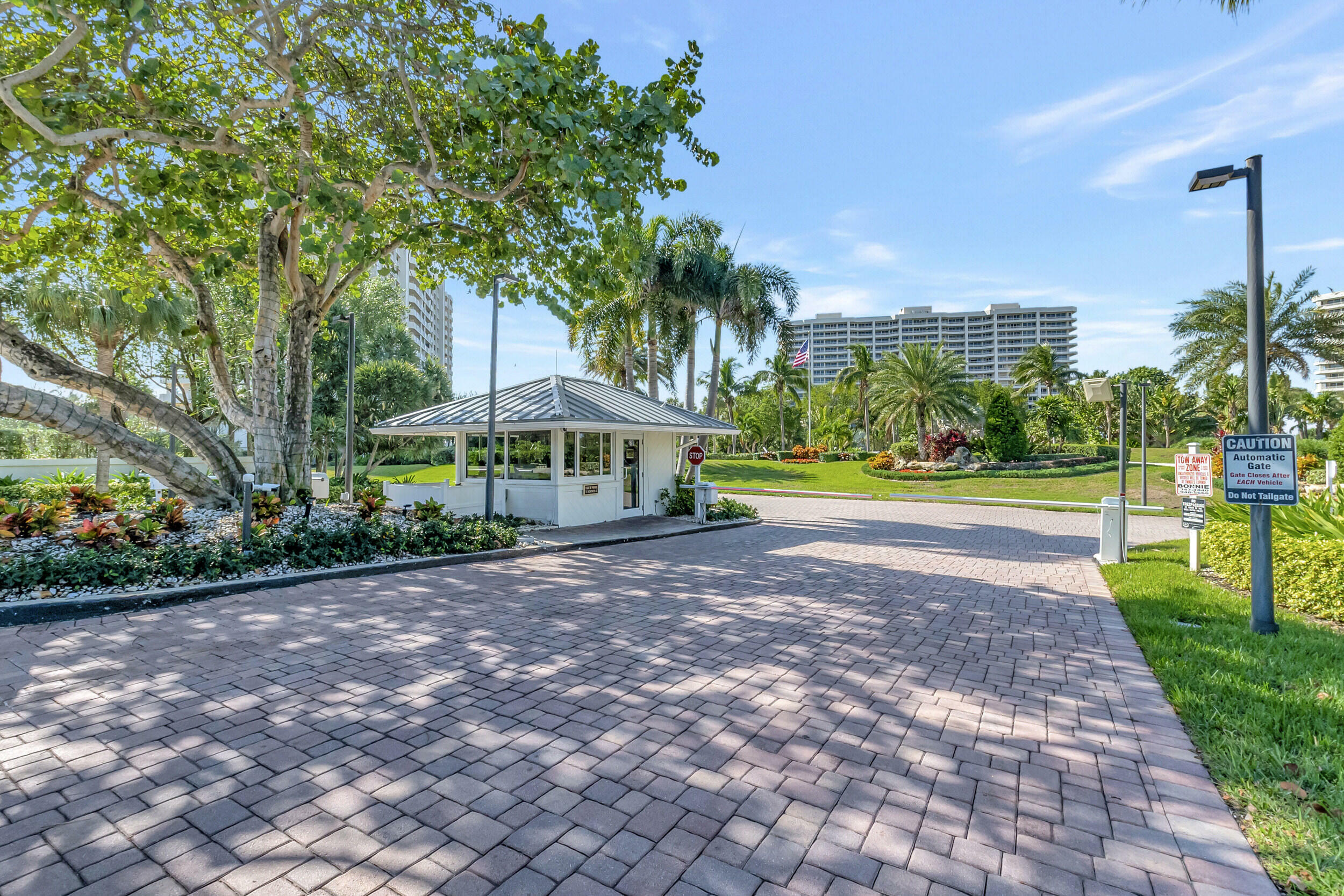 Property Photo:  4301 N Ocean Boulevard 203  FL 33431 