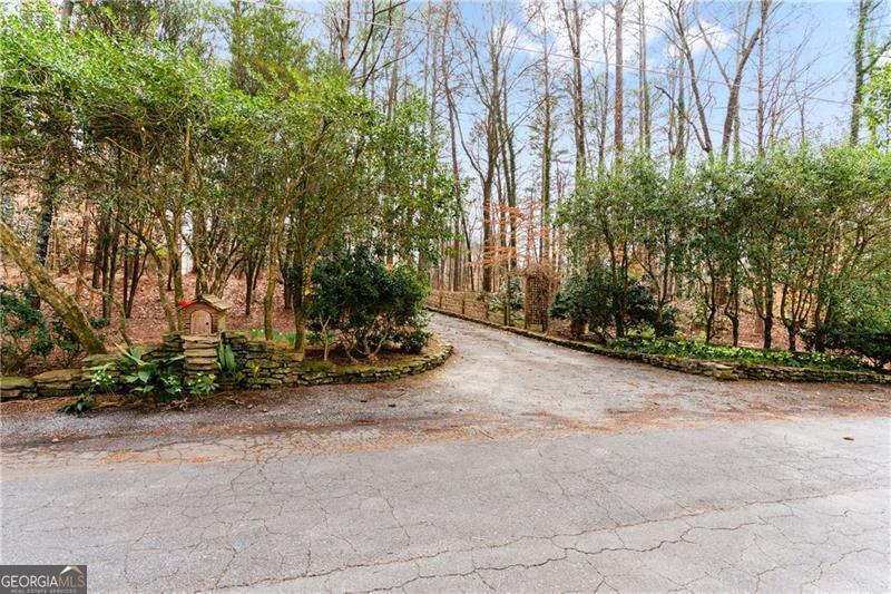 Property Photo: 301 Upper Mill Creek Lane GA 30115