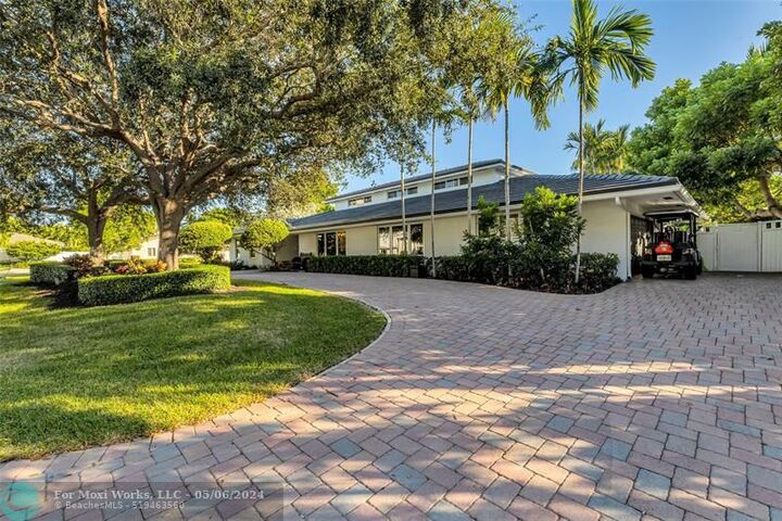 Property Photo:  2 Mendota Ln  FL 33308 