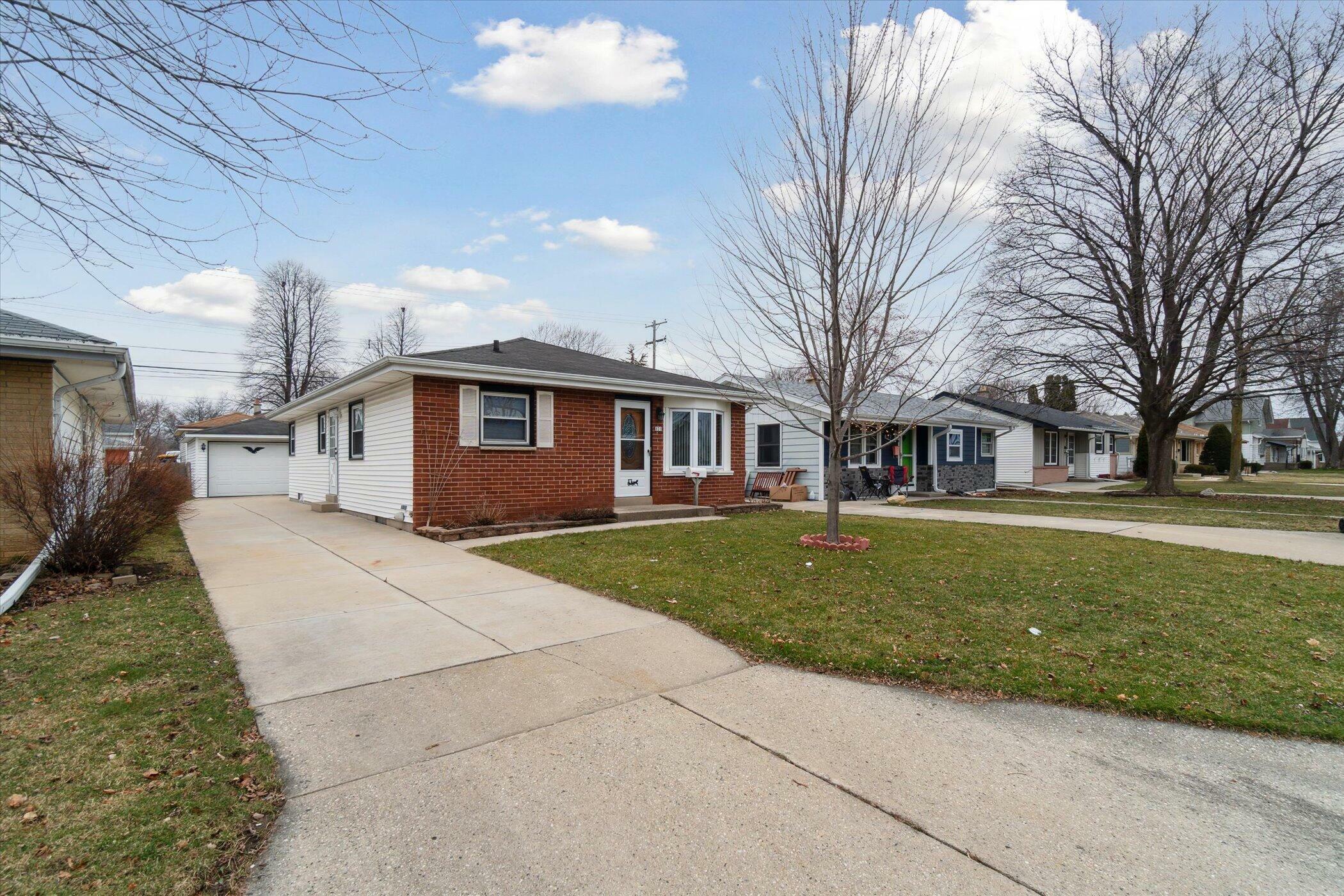 Property Photo:  831 S 109th St  WI 53214 
