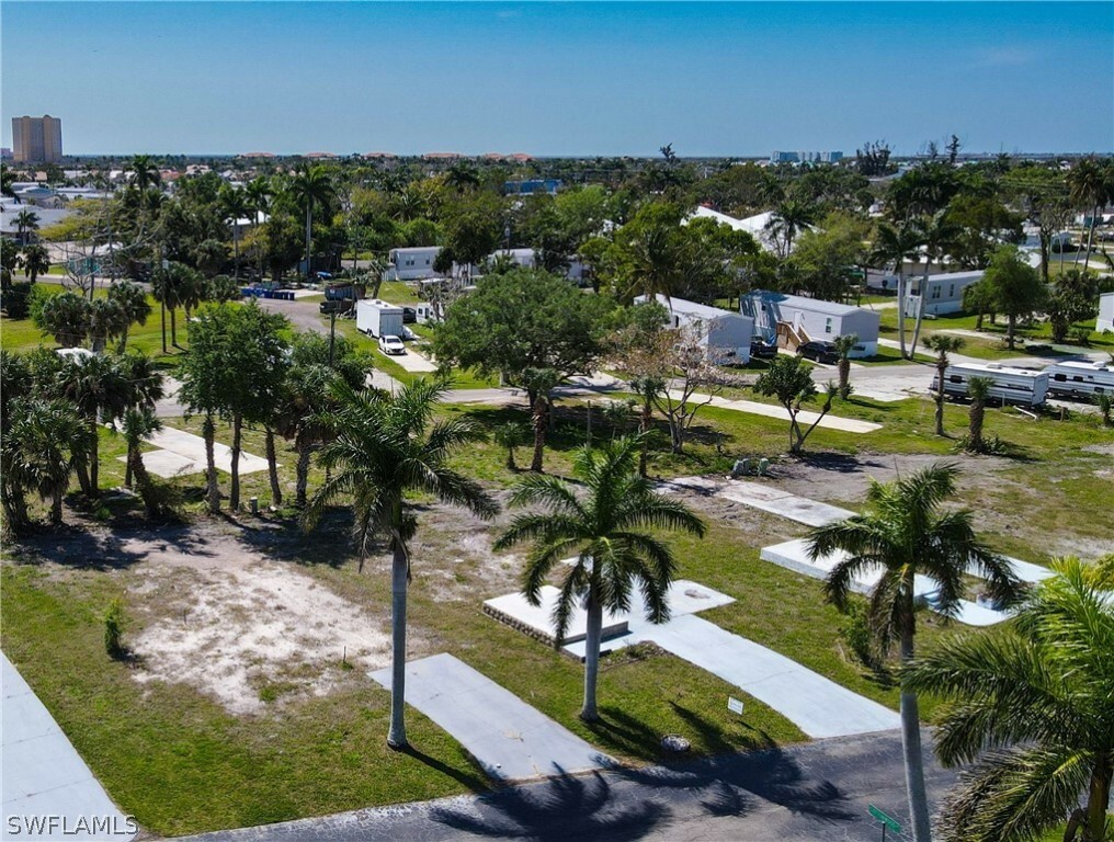 Property Photo:  76 Birch Boulevard  FL 33908 