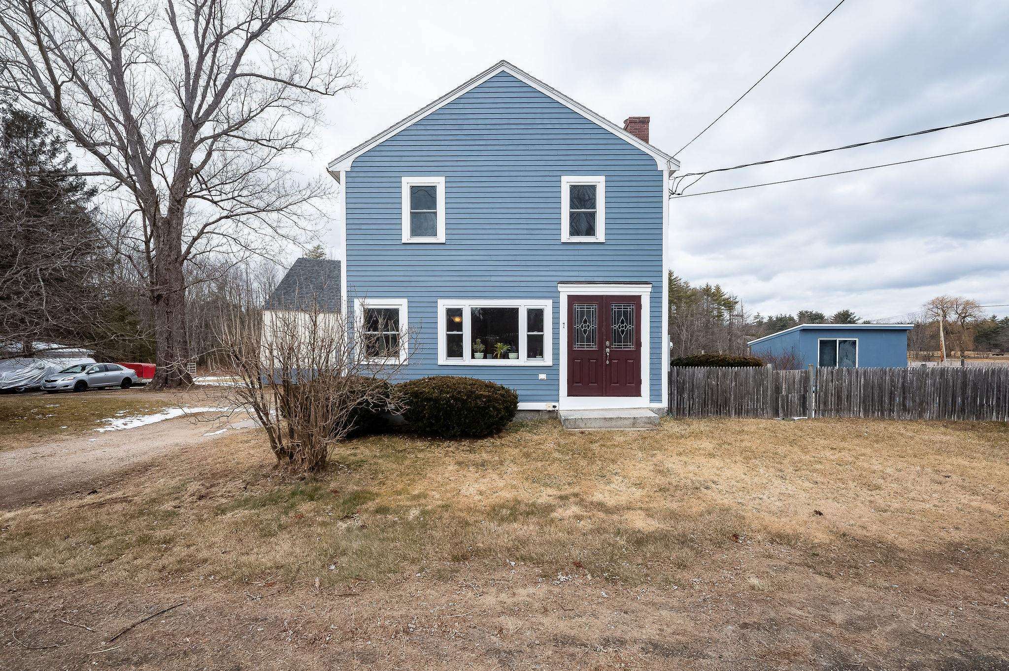 Property Photo:  7 Knights Pond Road  ME 03908 