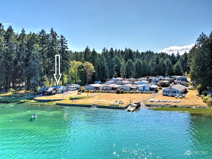 Property Photo:  21110 N US Highway 101 2  WA 98548 